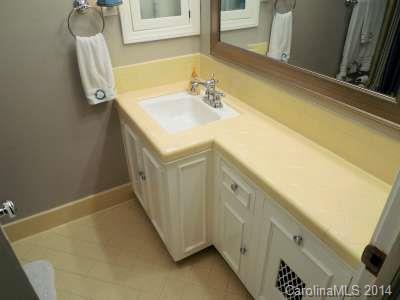 832 Avondale Road Gastonia, NC 28054 - Photo 12 of 24 Gallery Image 12
