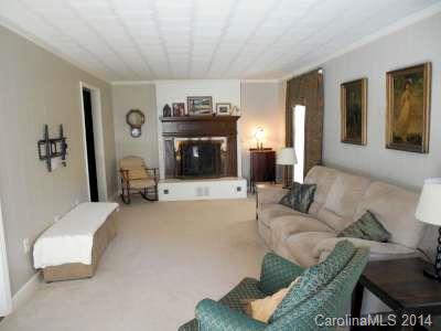 832 Avondale Road Gastonia, NC 28054 - Photo 4 of 24 Gallery Image 4