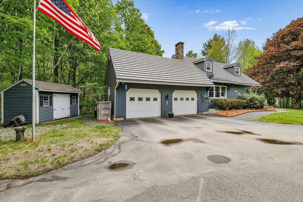 87 Woodhill Road Bow, NH 03304 - Photo 36 of 59