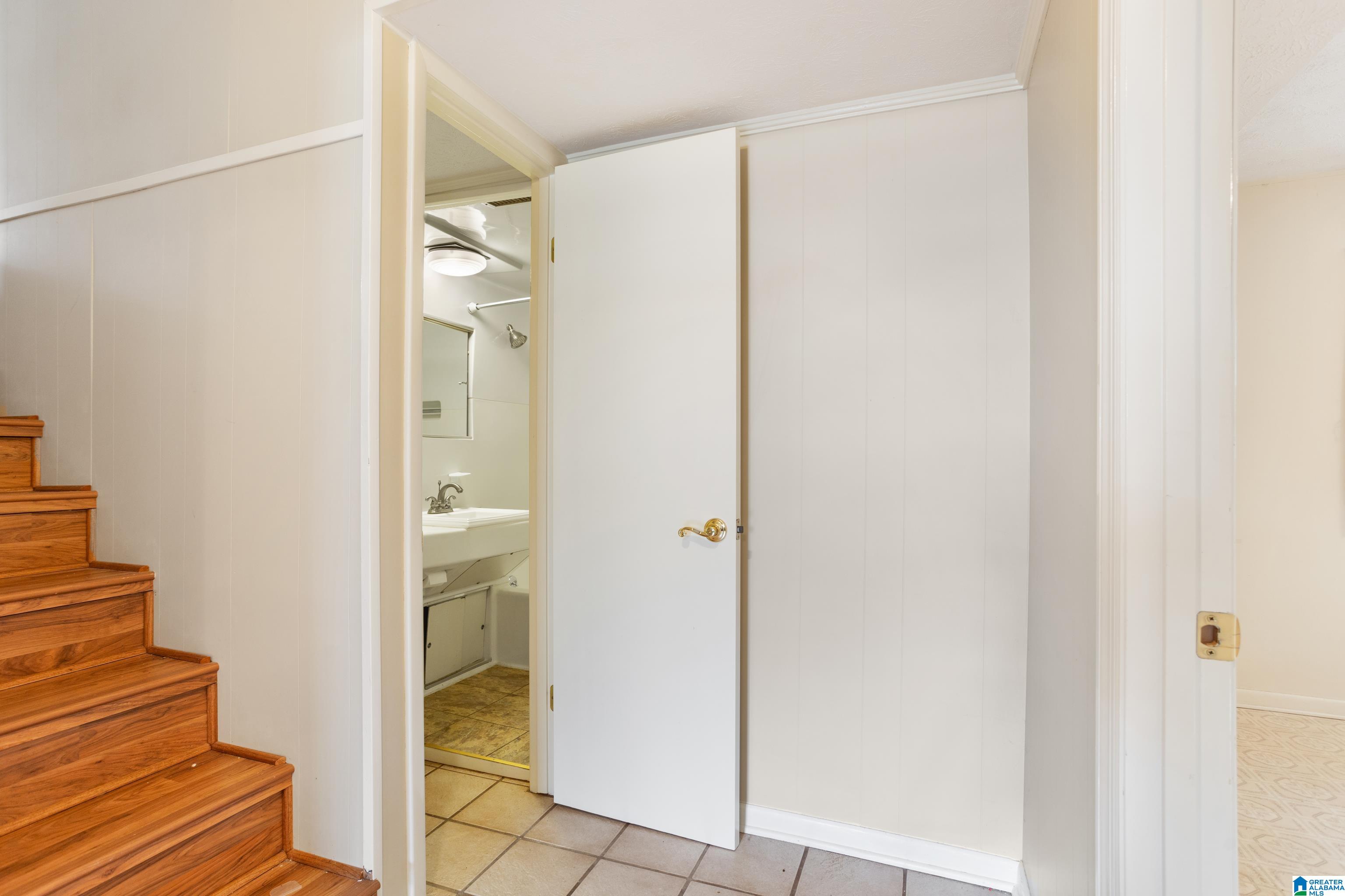 2104 Henry Road Anniston, AL 36207 - Photo 26 of 44
