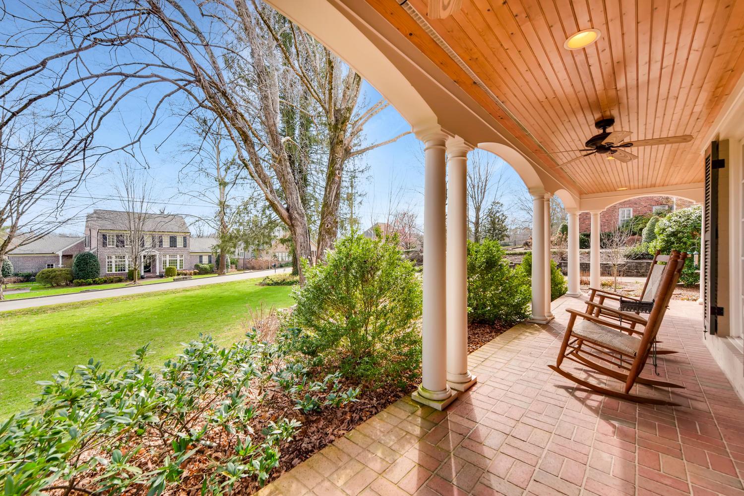 4005 Sneed Road Nashville, TN 37215 - Photo 4 of 29 Gallery Image 4