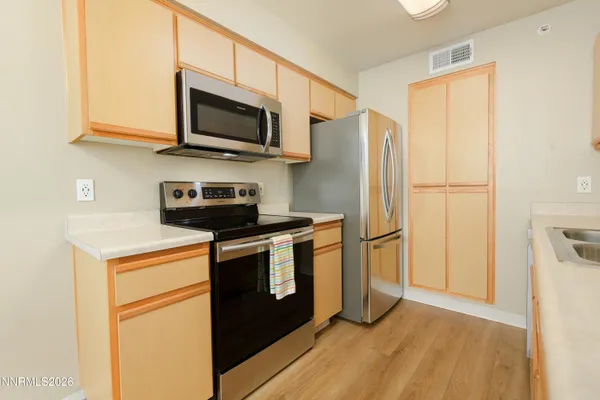 $239,000 | 6850 Sharlands Avenue, Unit F2026, Reno, NV 89523