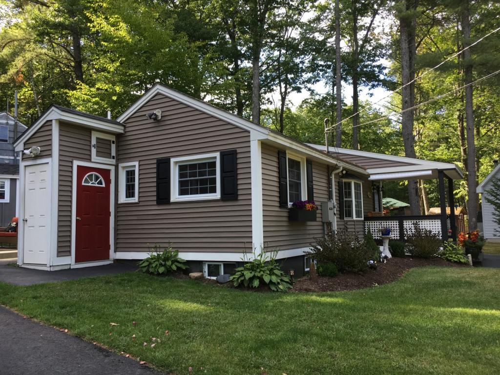 20 Malecite Lane Gilmanton, NH 03237 - Photo 5 of 35