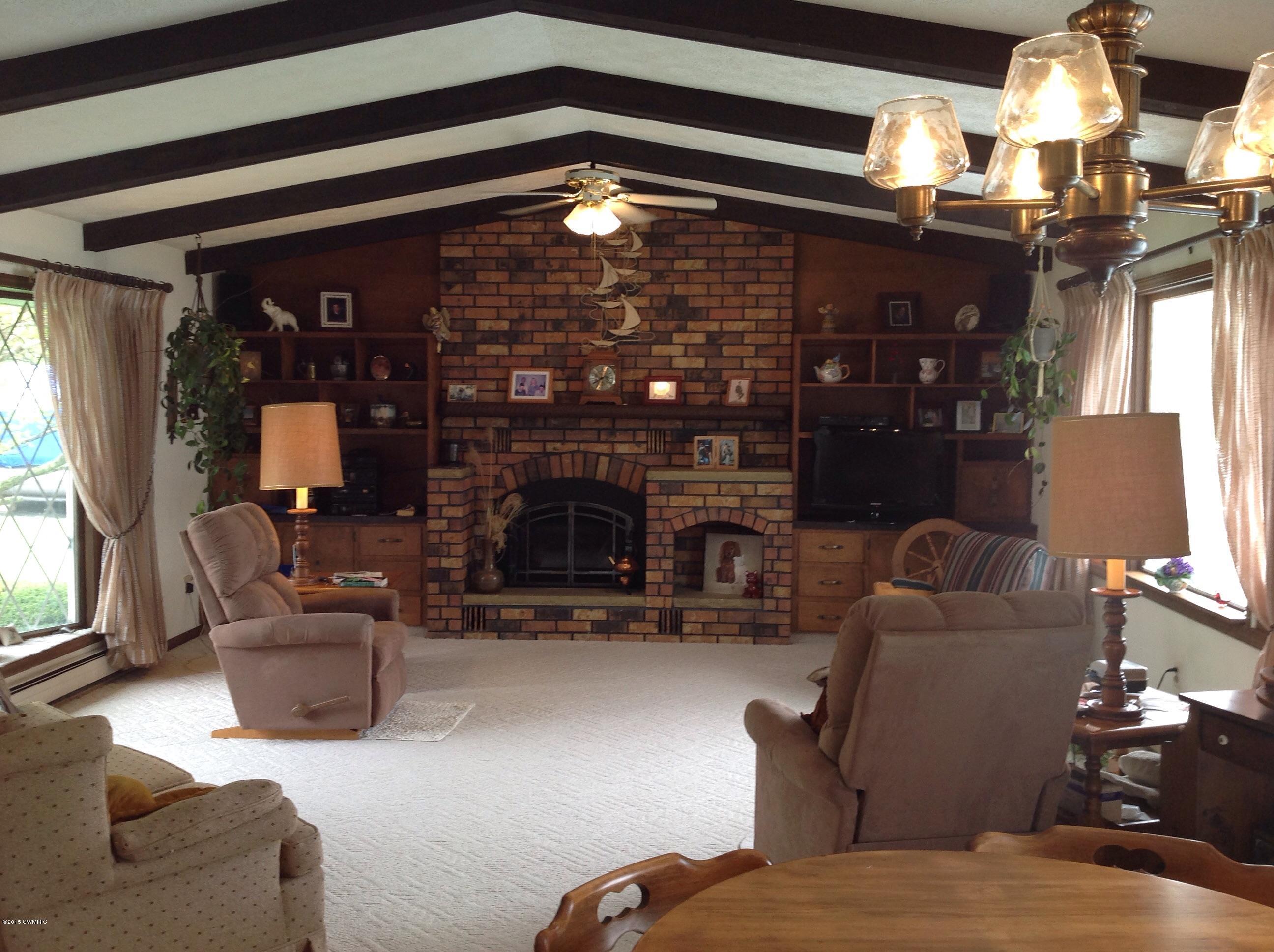 4227 West Stanton Road Stanton, MI 48888 - Photo 7 of 22 image