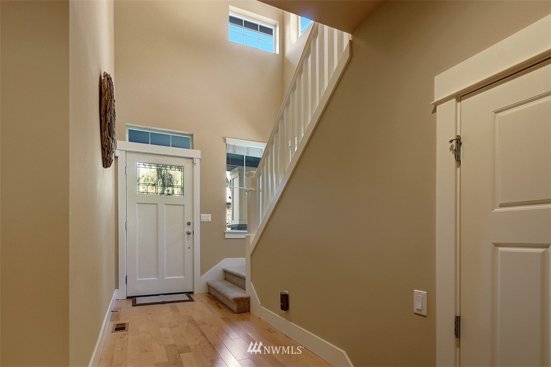 3620 232nd Street Southeast Bothell, WA 98021 - Photo 2 of 21