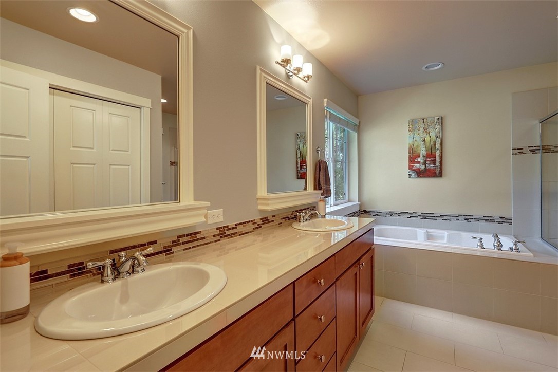 3620 232nd Street Southeast Bothell, WA 98021 - Photo 11 of 21