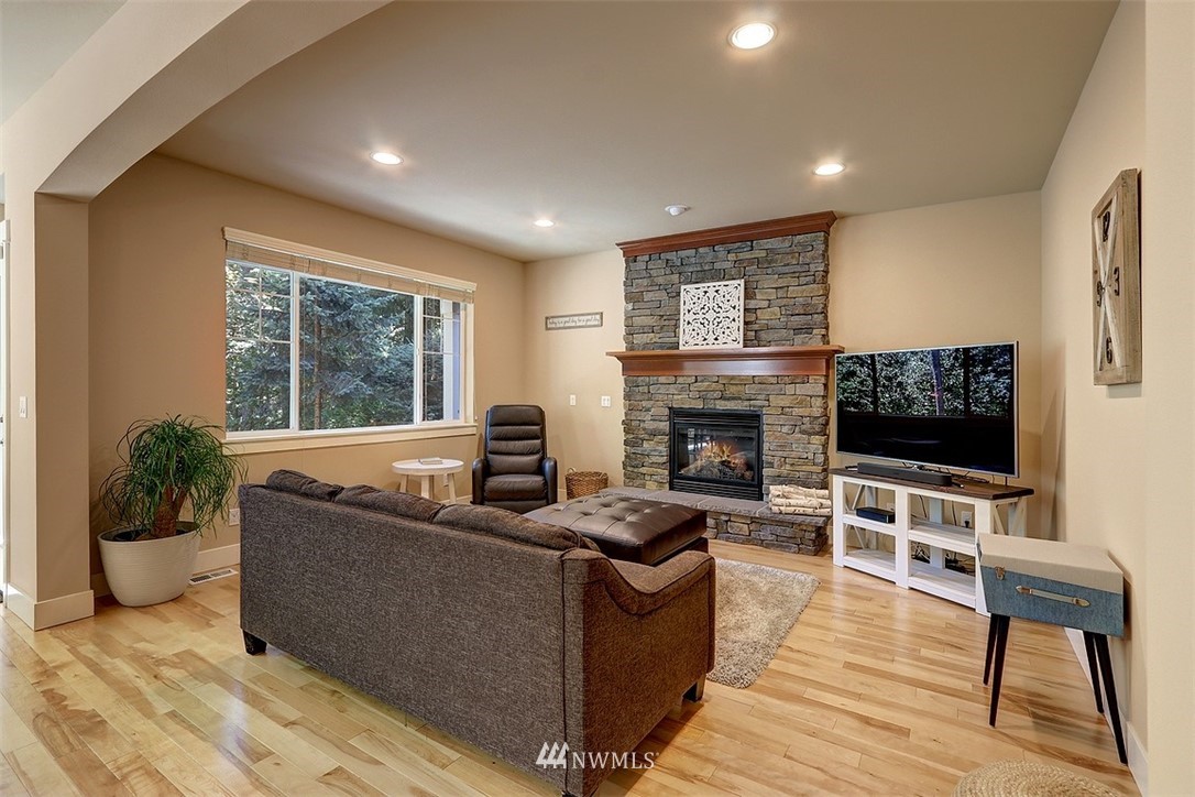 3620 232nd Street Southeast Bothell, WA 98021 - Photo 4 of 21