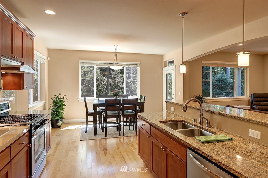 3620 232nd Street Southeast Bothell, WA 98021 - Photo 6 of 21