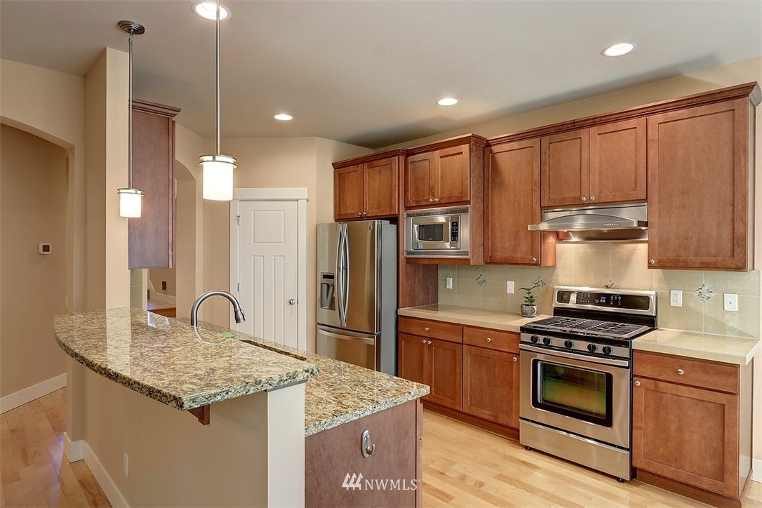 3620 232nd Street Southeast Bothell, WA 98021 - Photo 7 of 21