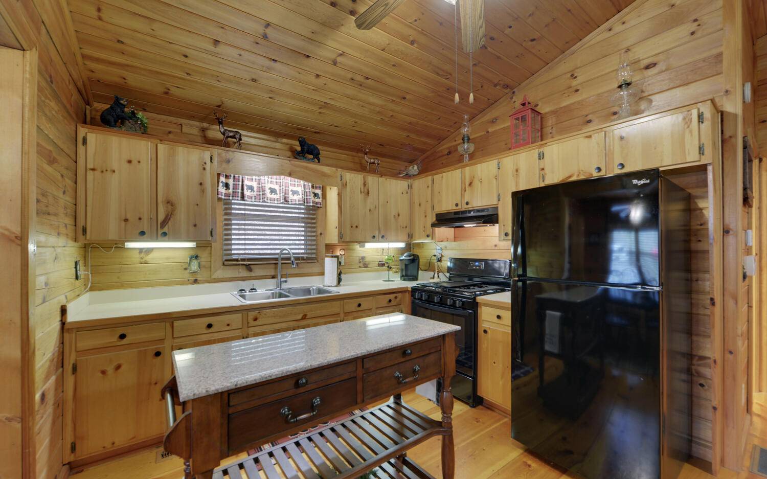 79 Maxwell Lane Blue Ridge, GA 30513 - Photo 2 of 4 Additional View