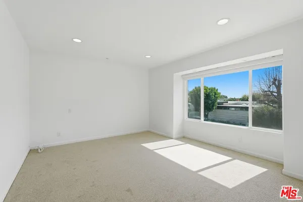 $11,750 | 15509 Aqua Verde Drive, Los Angeles, CA 90077