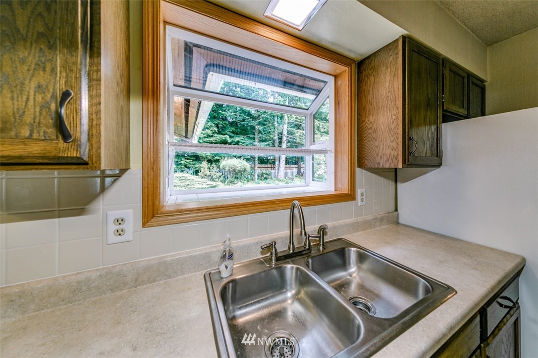 341 Evergreen Loop Forks, WA 98331 - Photo 11 of 39 Gallery Image 11