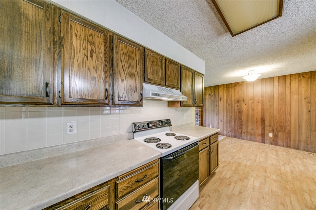 341 Evergreen Loop Forks, WA 98331 - Photo 12 of 39 Gallery Image 12