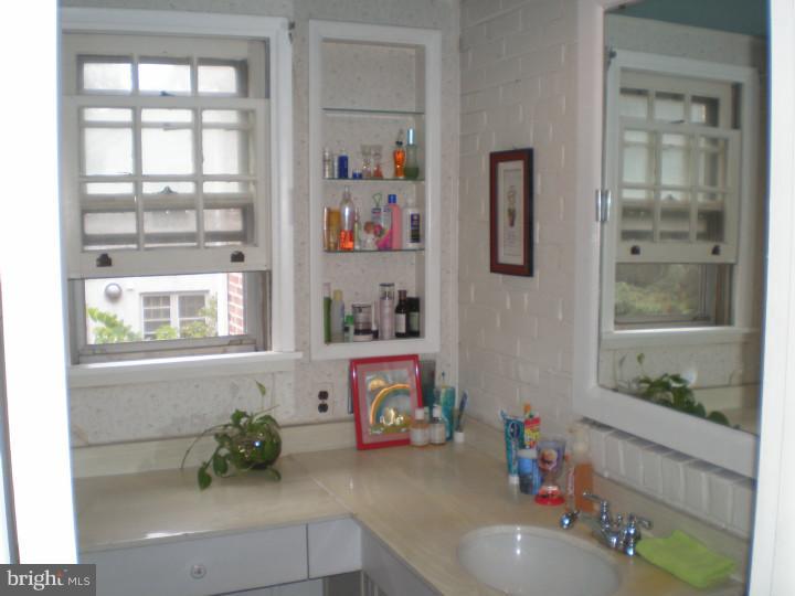 7817 Gayle Road Cheltenham, PA 19012 - Photo 15 of 18 Master Bathroom