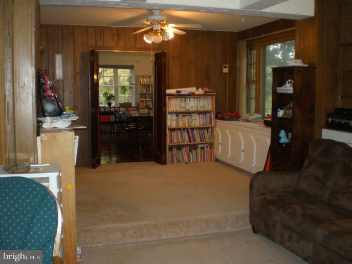 7817 Gayle Road Cheltenham, PA 19012 - Photo 7 of 18 Family Room