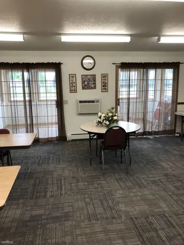 $585 | 1108 South Huron Street, Cheboygan, MI 49721