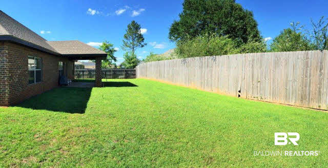 2231 Taylor Pointe Boulevard Mobile, AL 36695 - Photo 20 of 22 Spacious, private backyard