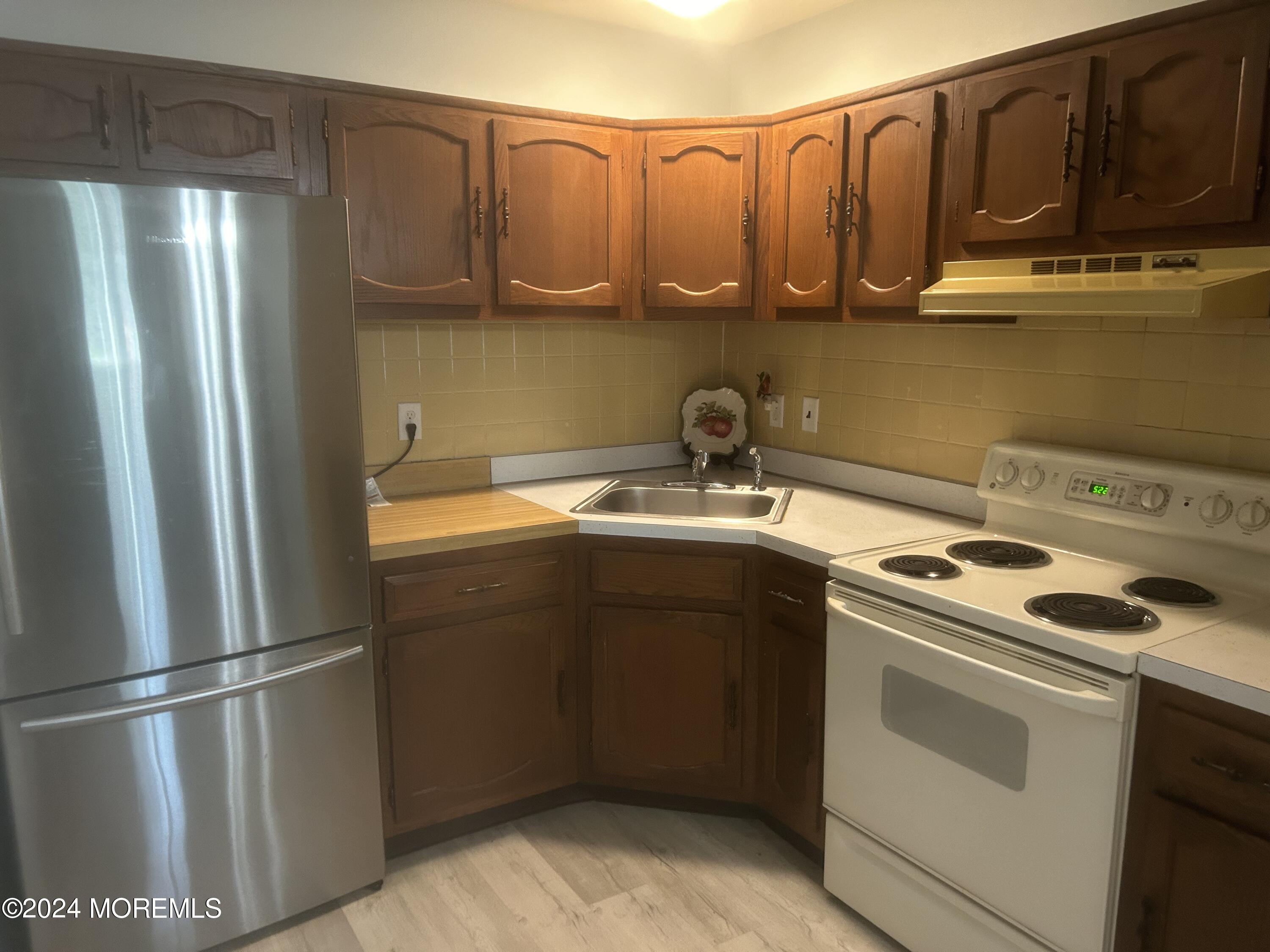 3 Valley Forge Drive, Unit D Whiting, NJ 08759 - Photo 7 of 13 IMG_3665