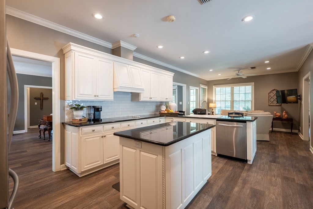 4637 Ridgeview Circle Valdosta, GA 31602 - Photo 13 of 57 Gallery Image 13