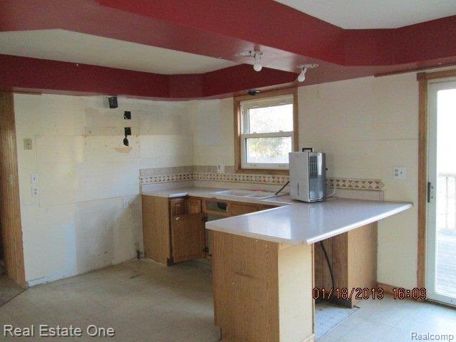 20510 Gibraltar Road Trenton, MI 48183 - Photo 7 of 9 Kitchen.JPG