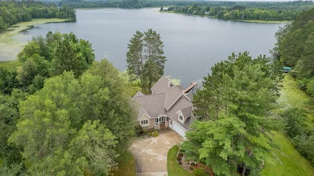 $899,900 | 18300 672nd Lane, Jacobson, MN 55752