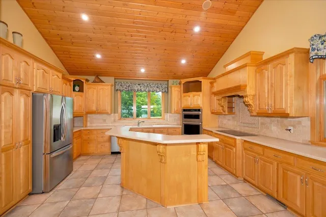 $899,900 | 18300 672nd Lane, Jacobson, MN 55752