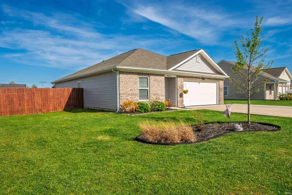 $229,990 | 4408 Emerald Pointe Way, Muncie, IN 47304