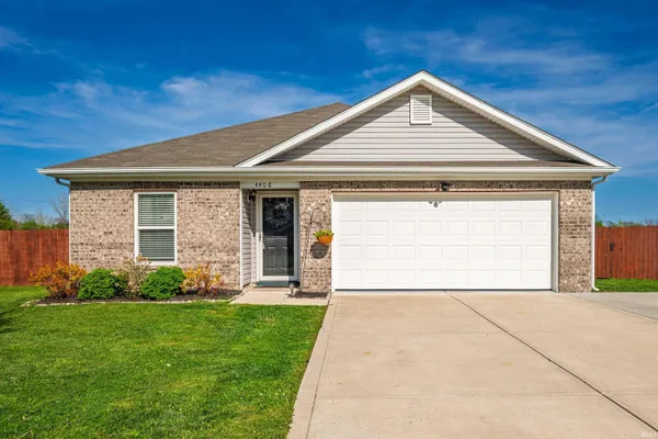 $229,990 | 4408 Emerald Pointe Way, Muncie, IN 47304