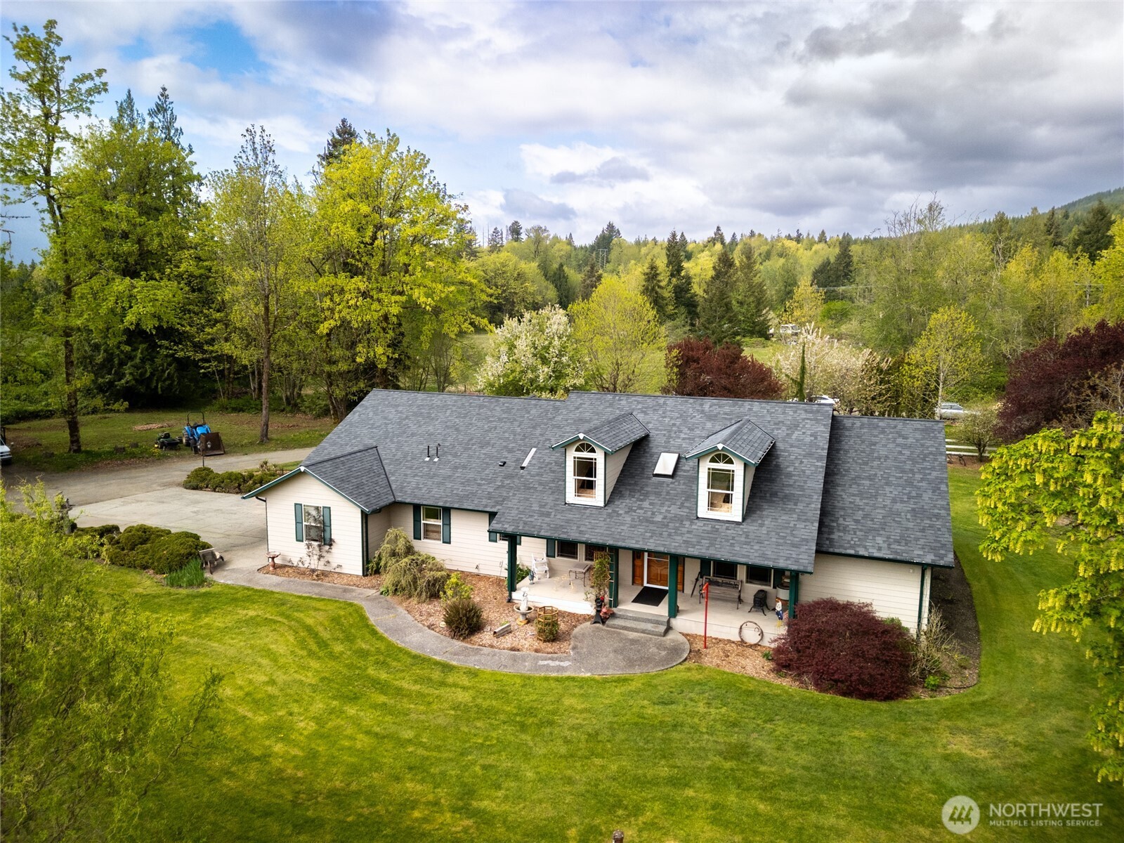 7492 Russell Road Concrete, WA 98237 - Photo 27 of 40