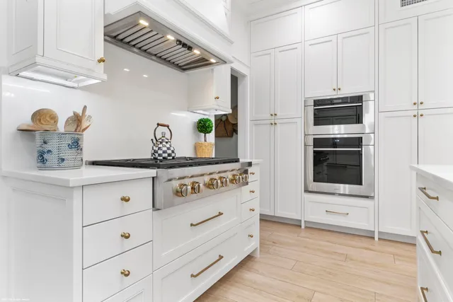 $1,680,000 | 16 Ridgeview Road North, Sewall's Point, FL 34996