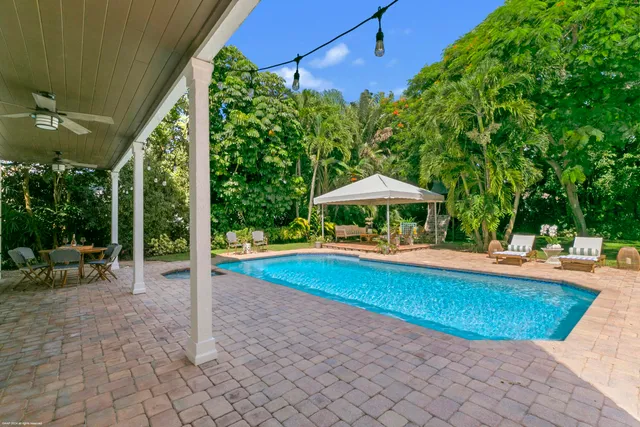 $1,680,000 | 16 Ridgeview Road North, Sewall's Point, FL 34996