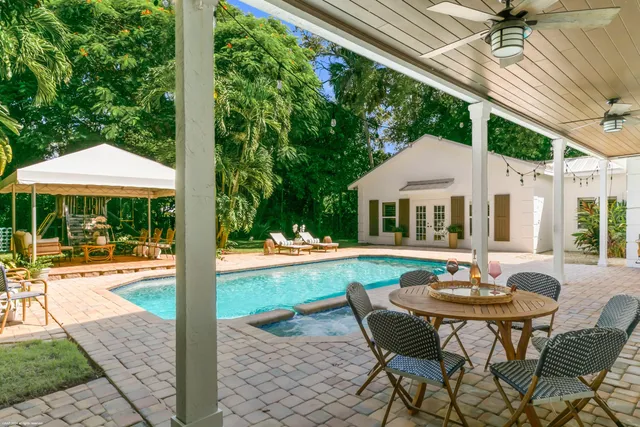 $1,680,000 | 16 Ridgeview Road North, Sewall's Point, FL 34996