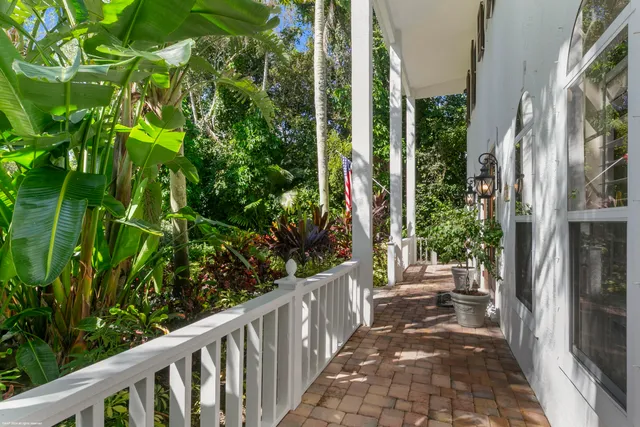 $1,680,000 | 16 Ridgeview Road North, Sewall's Point, FL 34996