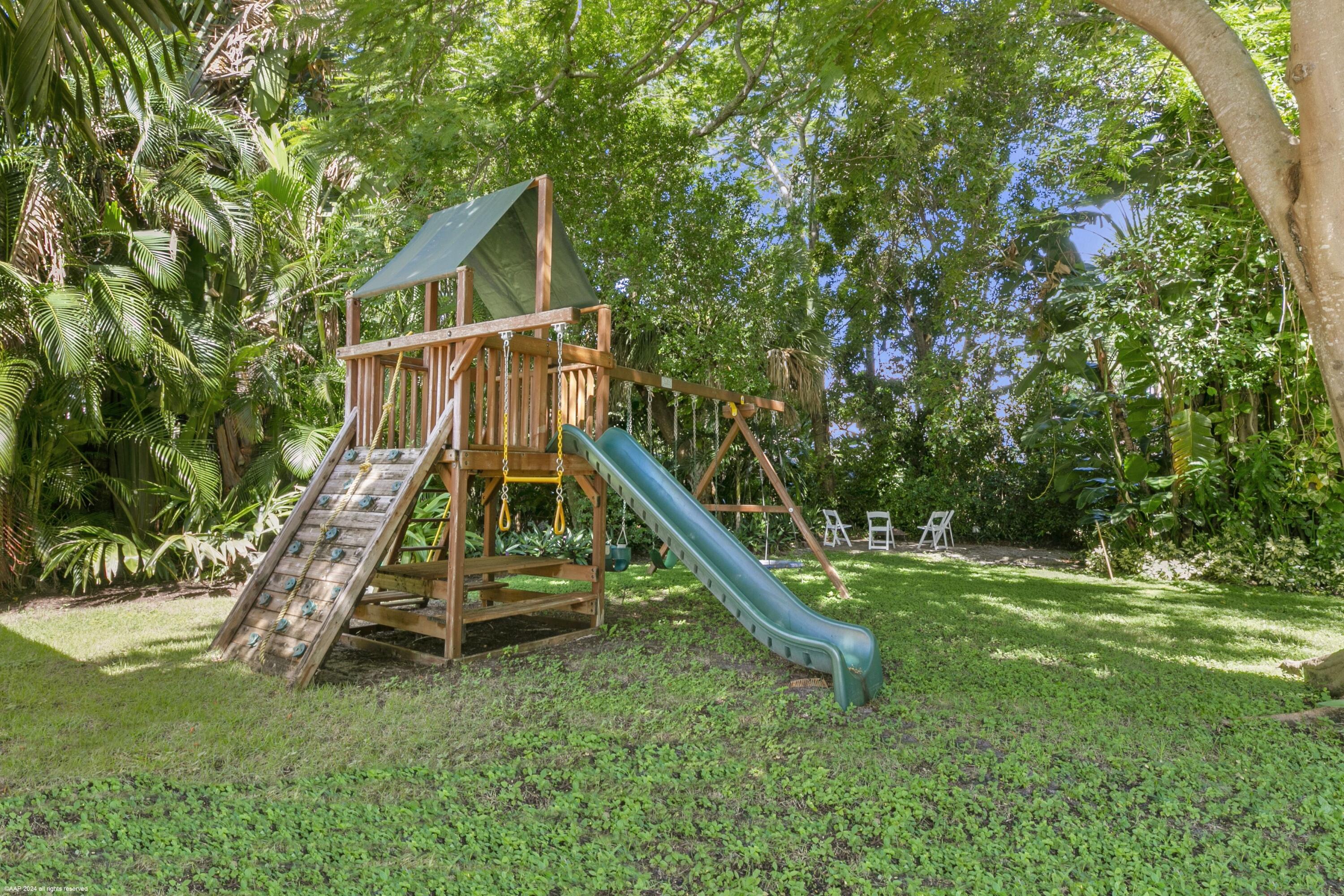 16 Ridgeview Road North Sewall's Point, FL 34996 - Photo 85 of 86 16 Ridgeview Rd N 084