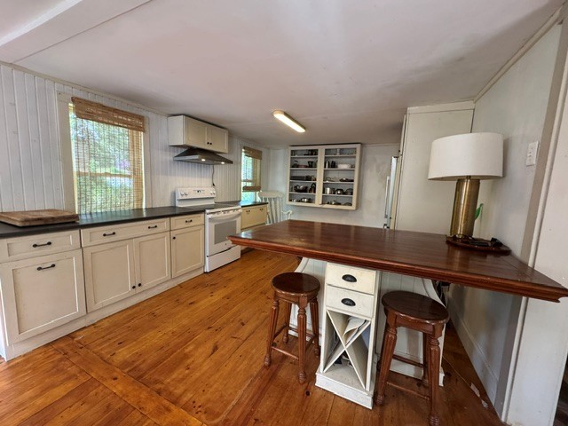 106 North Road South Kingstown, RI 02879 - Photo 7 of 36 Kitchen