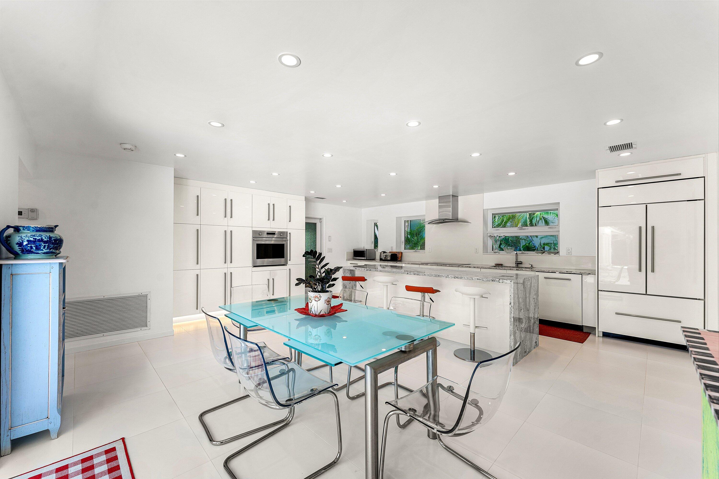 1350 Spanish River Road Boca Raton, FL 33432 - Photo 7 of 58 007-1350SpanishRiverRoad-BocaRaton-FL-33