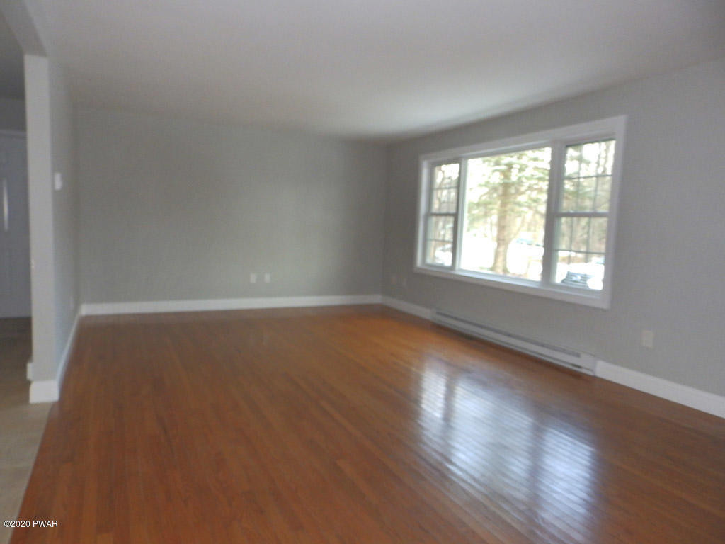 119 French Coach Road Milford, PA 18337 - Photo 2 of 19 Living Romm