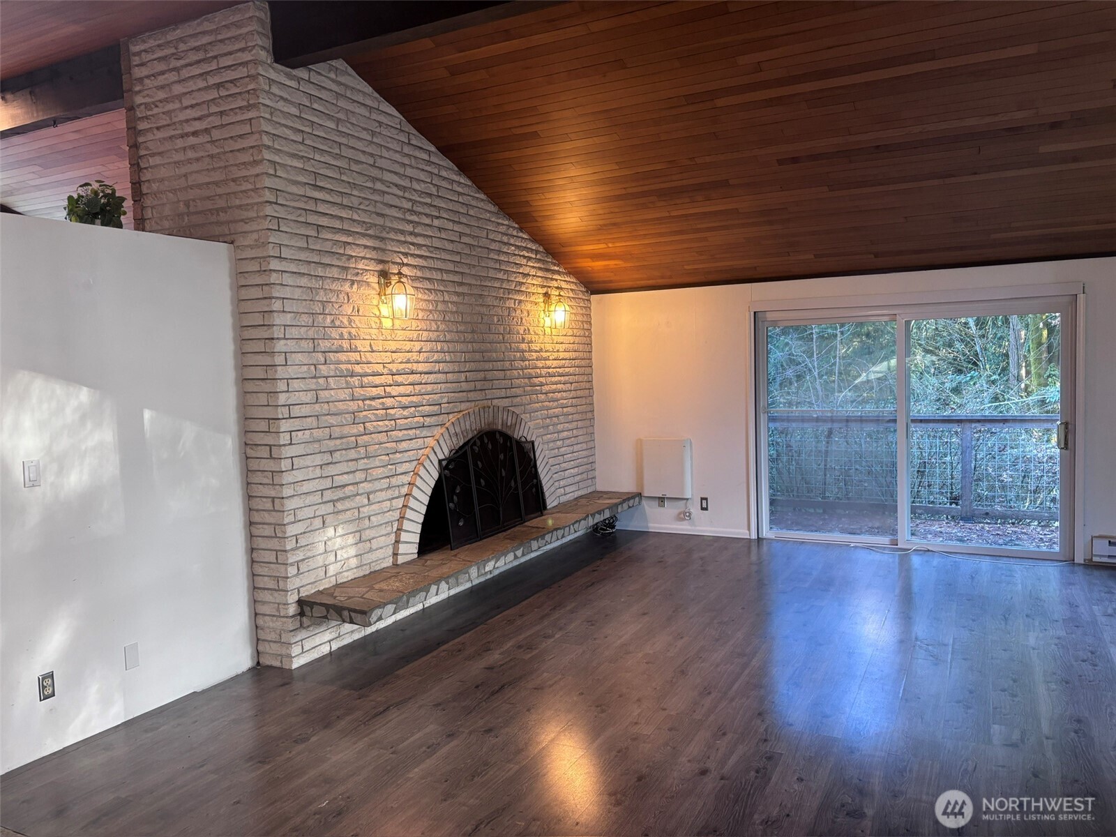 22921 49th Avenue Southeast Bothell, WA 98021 - Photo 13 of 21