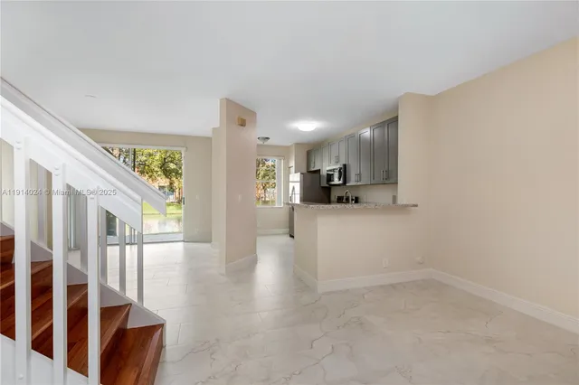 $3,000 | 4005 Northwest 91st Terrace, Sunrise, FL 33351