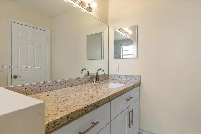 $3,000 | 4005 Northwest 91st Terrace, Sunrise, FL 33351