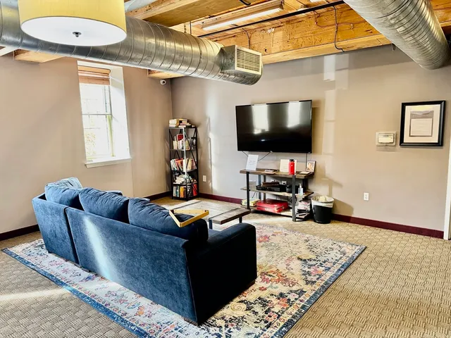 $1,950 | 35 Riverwalk Way, Unit 316, Lowell, MA 01854