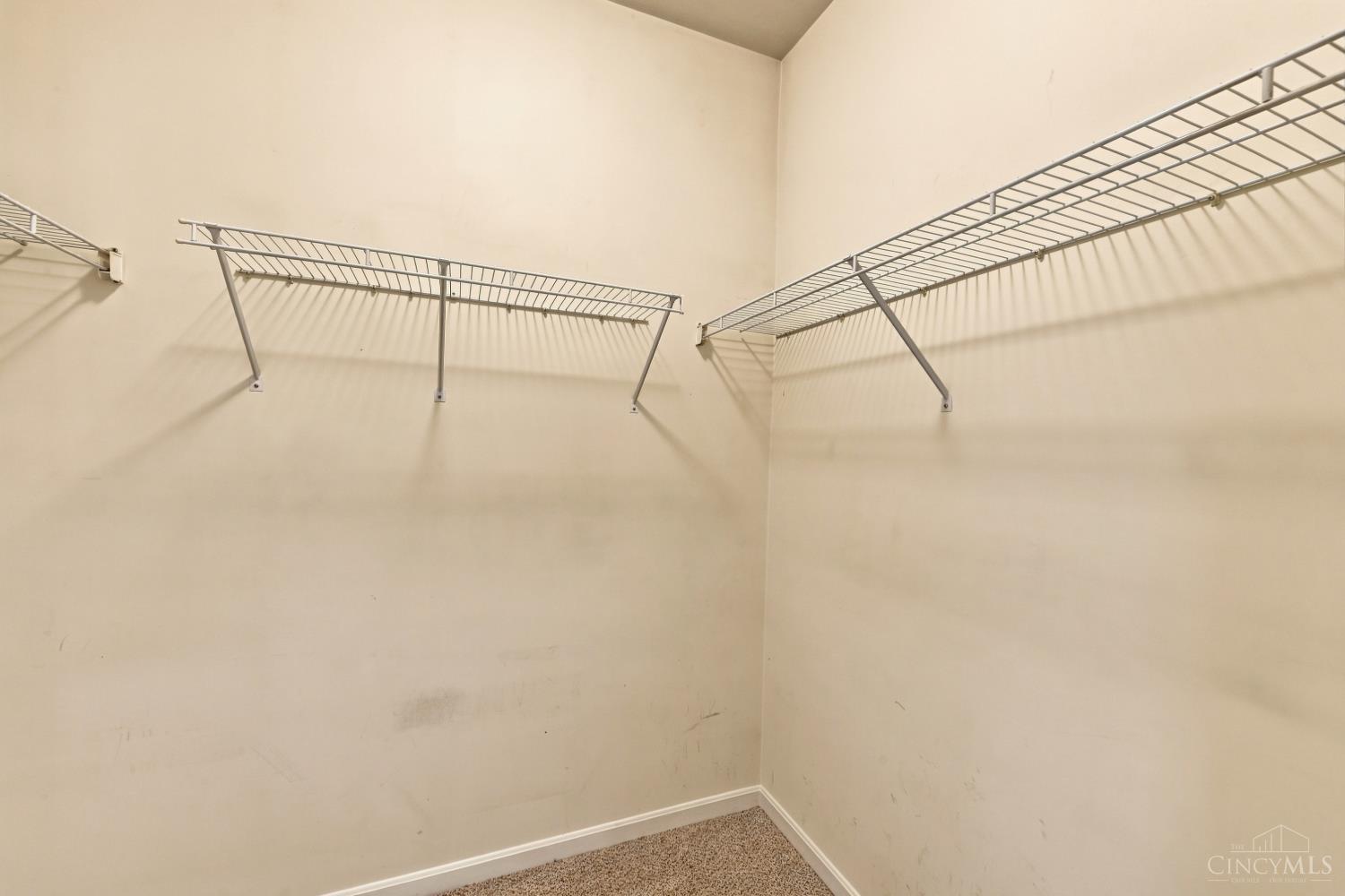 1084 Markley Road Cincinnati, OH 45230 - Photo 30 of 59 Gallery Image 30