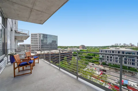 $585,000 | 800 West 5th Street, Unit 906, Austin, TX 78703