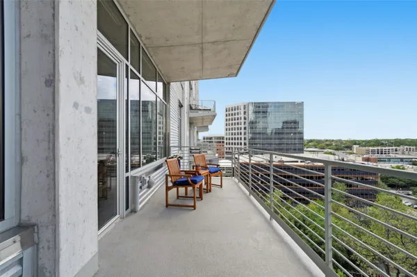 $585,000 | 800 West 5th Street, Unit 906, Austin, TX 78703