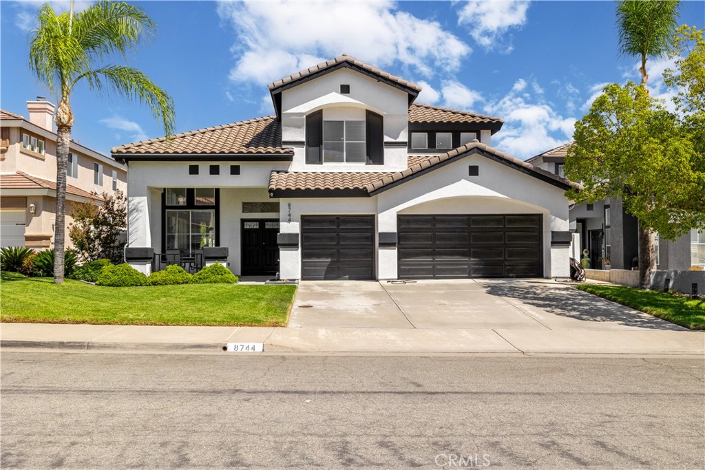 8744 Medford Street Riverside, CA 92508 - Photo 5 of 46 Gallery Image 5