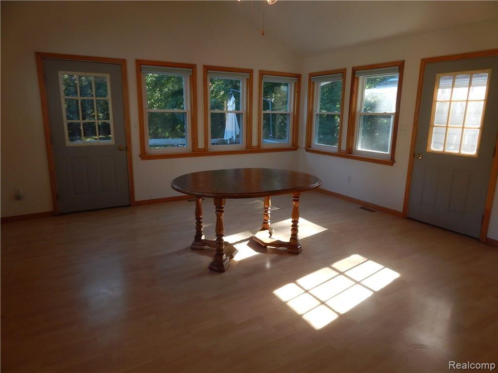 9229 West Allen Road Fowlerville, MI 48836 - Photo 8 of 29 Florida Room