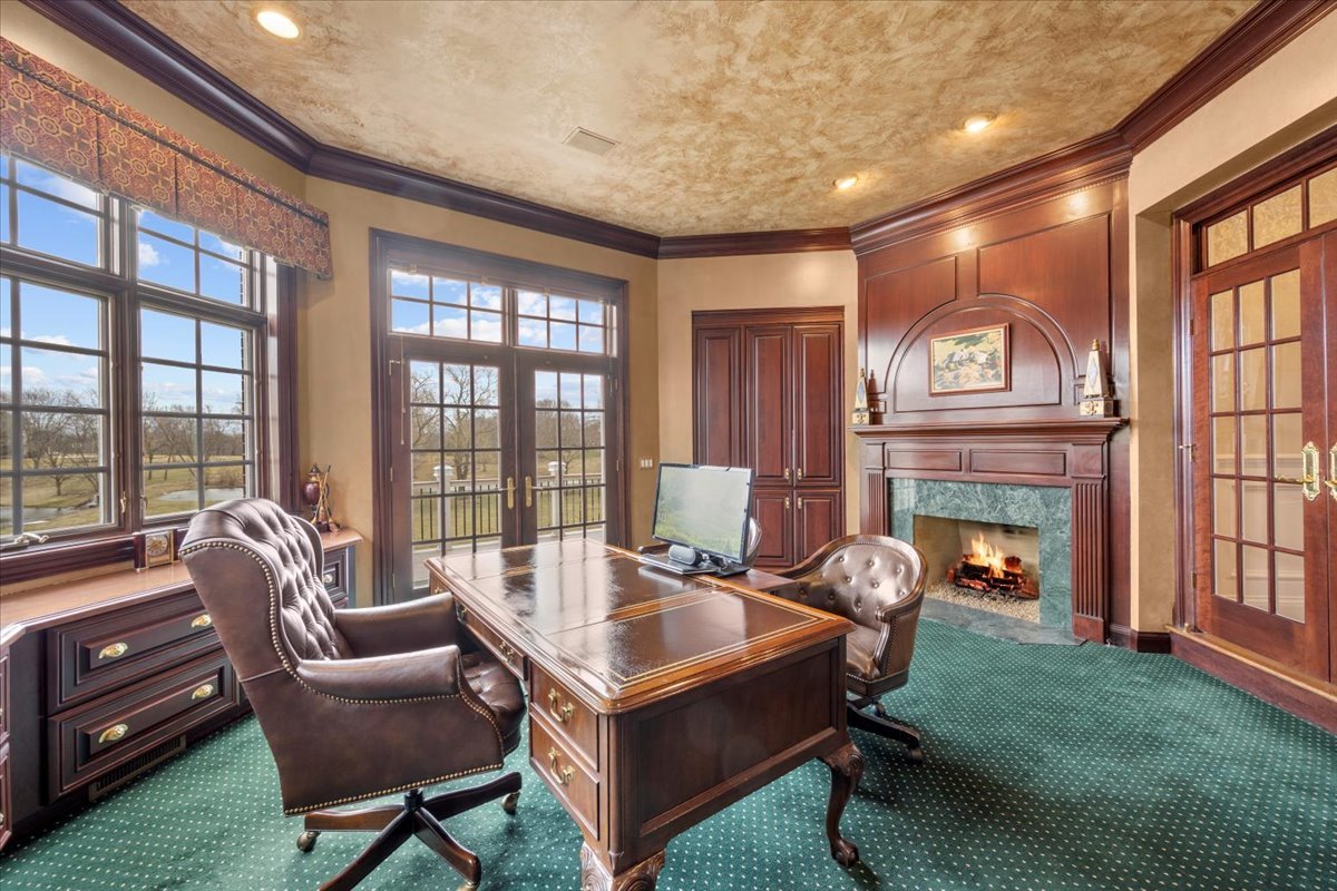 36W555 Stoneleat Road St. Charles, IL 60175 - Photo 23 of 61 Gallery Image 23