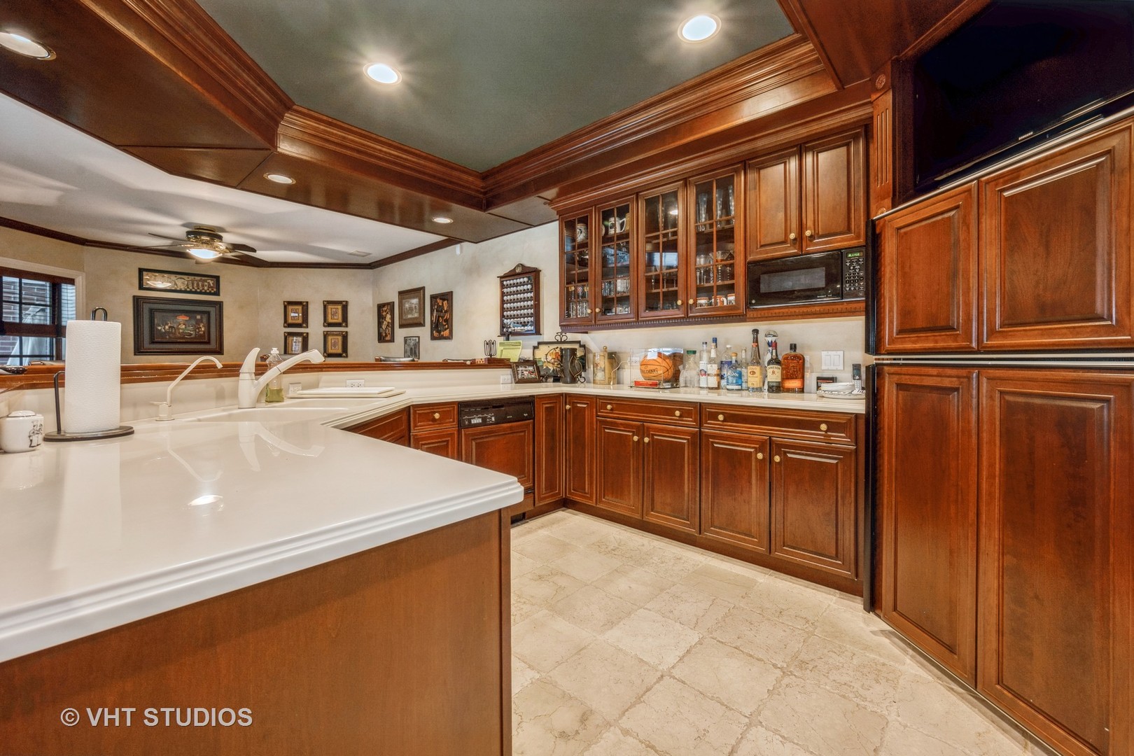 36W555 Stoneleat Road St. Charles, IL 60175 - Photo 47 of 61 Gallery Image 47