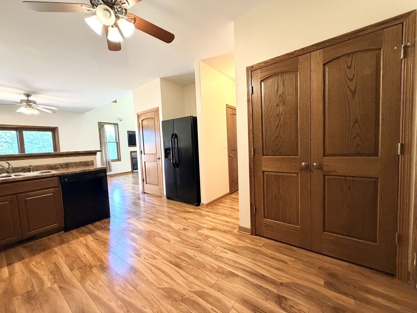 1354 Ridge Drive Sycamore, IL 60178 - Photo 11 of 38