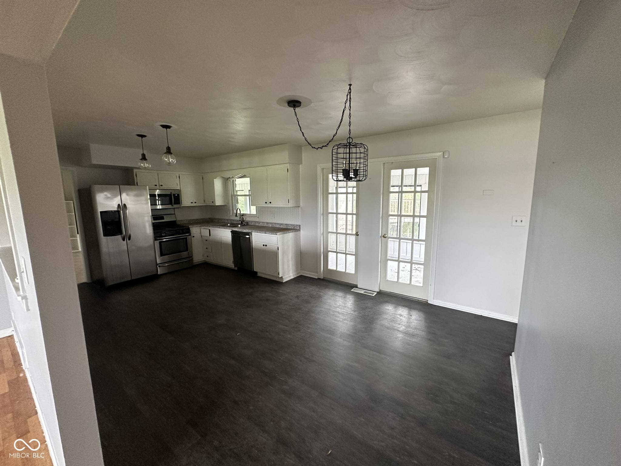 1639 North Buck Creek Road Greenfield, IN 46140 - Photo 4 of 14